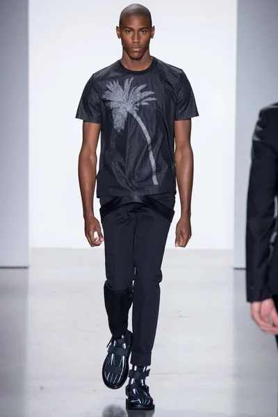 Look 38